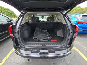 2024 GMC Terrain Denali 5SA - miniatura 14