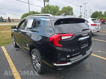 2024 GMC Terrain Denali 5SA - miniatura 2