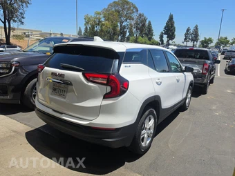 2024 GMC Terrain SLE 3SA - miniatura 4