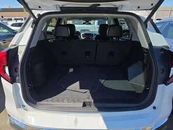 2024 GMC Terrain SLT 4SA - miniatura 14