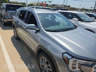 2024 GMC Terrain SLT 4SA - miniatura 4