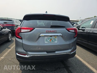 2024 GMC Terrain SLT 4SA - miniatura 5