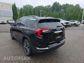 2024 GMC Terrain SLT 4SA - miniatura 2