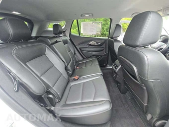 2024 GMC Terrain SLT 4SA - miniatura 13