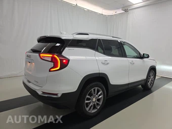 2024 GMC Terrain SLT 4SA - miniatura 4