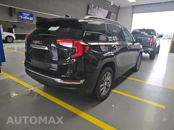 2024 GMC Terrain SLT 4SA - miniatura 4