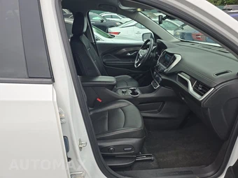2024 GMC Terrain SLT 4SA - miniatura 8