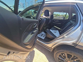 2024 GMC Terrain SLT 4SA - miniatura 13