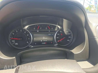 2024 GMC Terrain SLT 4SA - miniatura 9