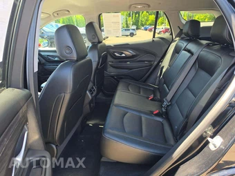 2024 GMC Terrain SLT 4SA - miniatura 13