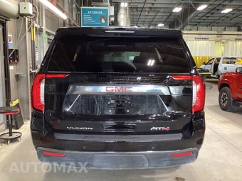 2024 GMC Yukon AT4 - miniatura 7