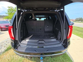 2024 GMC Yukon AT4 4SB - miniatura 15