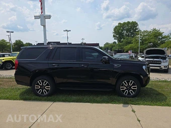 2024 GMC Yukon AT4 4SB - miniatura 4