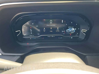 2024 GMC Yukon Denali - miniatura 9