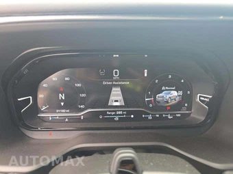 2024 GMC Yukon Denali - miniatura 9