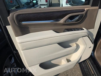 2024 GMC Yukon Denali - miniatura 9