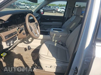 2024 GMC Yukon Denali - miniatura 7