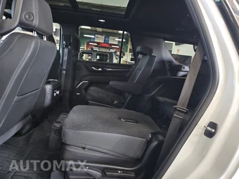 2024 GMC Yukon Denali - miniatura 13