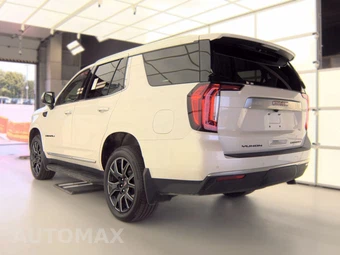 2024 GMC Yukon Denali - miniatura 6