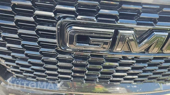 2024 GMC Yukon Denali - miniatura 29