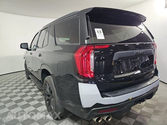 2024 GMC Yukon Denali 5SA - miniatura 6