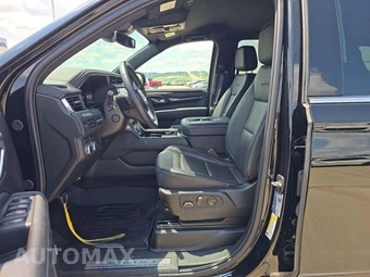 2024 GMC Yukon Denali 5SA - miniatura 3