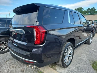 2024 GMC Yukon Denali 5SA - miniatura 4