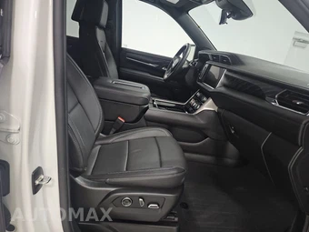 2024 GMC Yukon Denali 5SA - miniatura 8