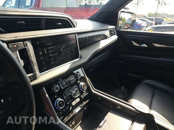 2024 GMC Yukon Denali 5SA - miniatura 11
