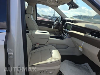 2024 GMC Yukon Denali 5SA - miniatura 8