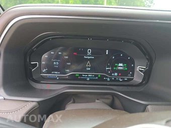 2024 GMC Yukon Denali 5SA - miniatura 6