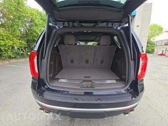 2024 GMC Yukon Denali 5SA - miniatura 16