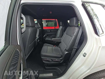 2024 GMC Yukon Denali 5SA - miniatura 13