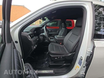2024 GMC Yukon Denali 5SA - miniatura 6