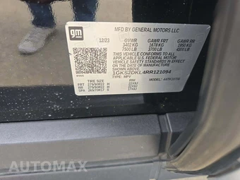 2024 GMC Yukon Denali 5SA - miniatura 2