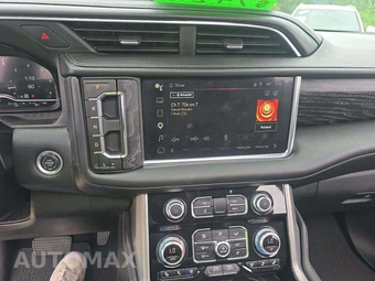 2024 GMC Yukon Denali 5SA - miniatura 7