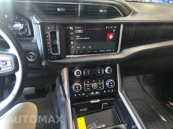 2024 GMC Yukon Denali 5SA - miniatura 17