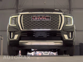 2024 GMC Yukon Denali 5SA - miniatura 3