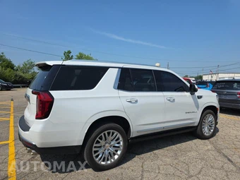 2024 GMC Yukon Denali 5SA - miniatura 4