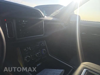2024 GMC Yukon Denali 5SA - miniatura 11