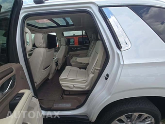 2024 GMC Yukon Denali 5SA - miniatura 13
