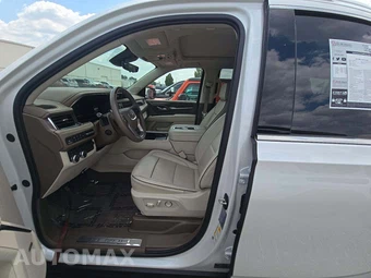 2024 GMC Yukon Denali 5SA - miniatura 6