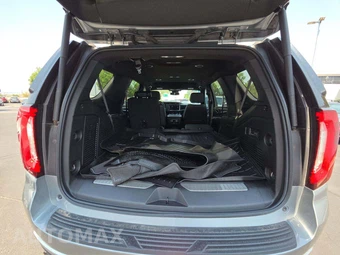 2024 GMC Yukon Denali 5SA - miniatura 11