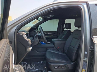 2024 GMC Yukon Denali 5SA - miniatura 3