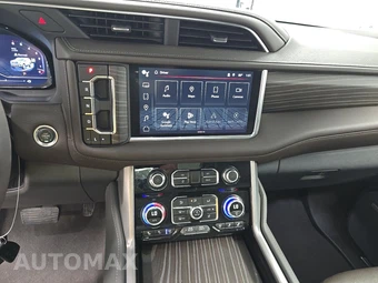 2024 GMC Yukon Denali 5SA - miniatura 11