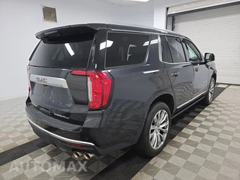 2024 GMC Yukon Denali 5SA - miniatura 4