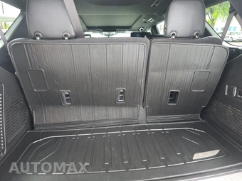 2024 GMC Yukon Denali 5SA - miniatura 24