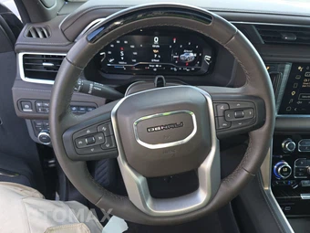 2024 GMC Yukon Denali 5SA - miniatura 10