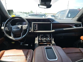2024 GMC Yukon Denali Ultimate - miniatura 17