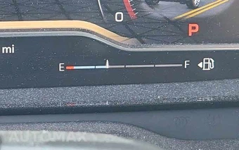 2024 GMC Yukon Denali Ultimate - miniatura 25